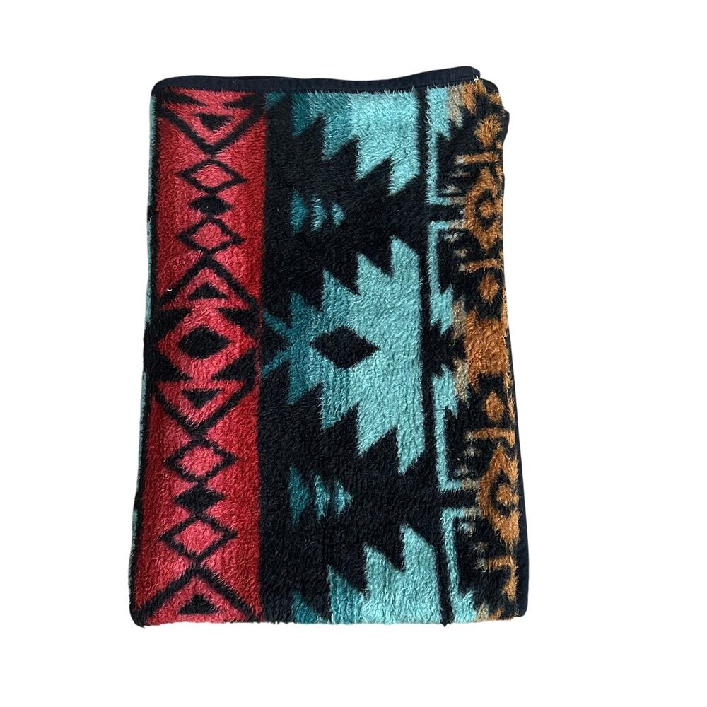 BIEDERLACK Aztec Southwest Cuddle Wrap Stadium Blanket Snap Zip USA Made
